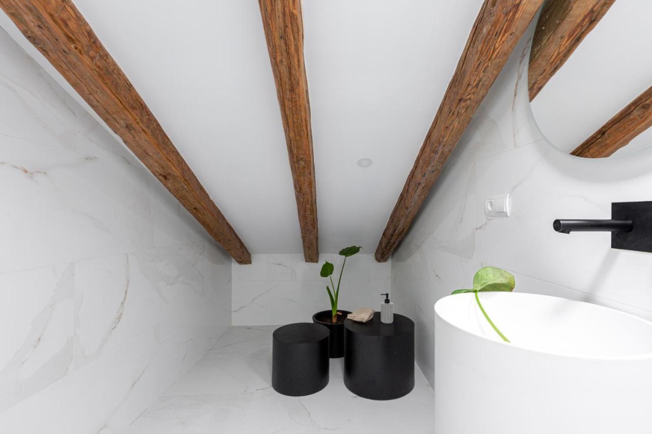 Madrid Chueca, Behap Collection Apartments ภายนอก รูปภาพ